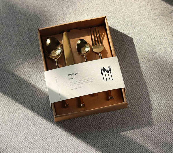 CUTLERY SET OF 4 - GOLD