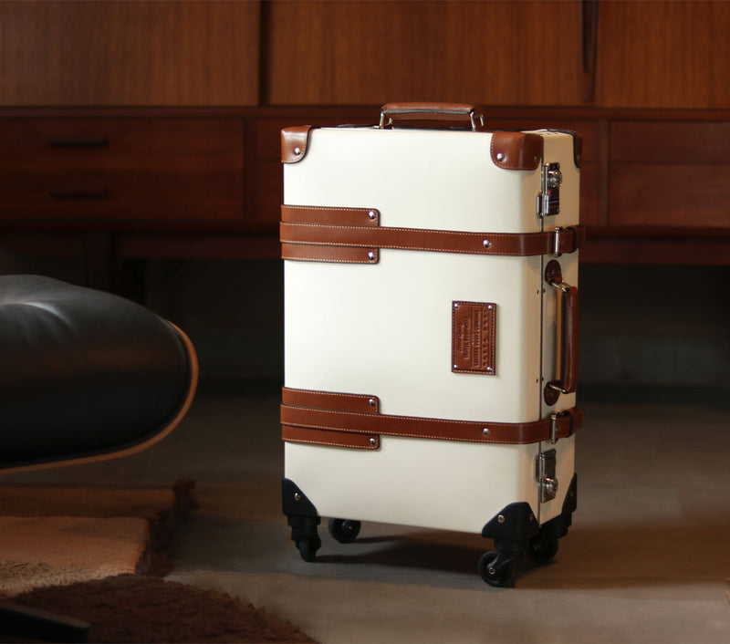 STEAMER CARRYON