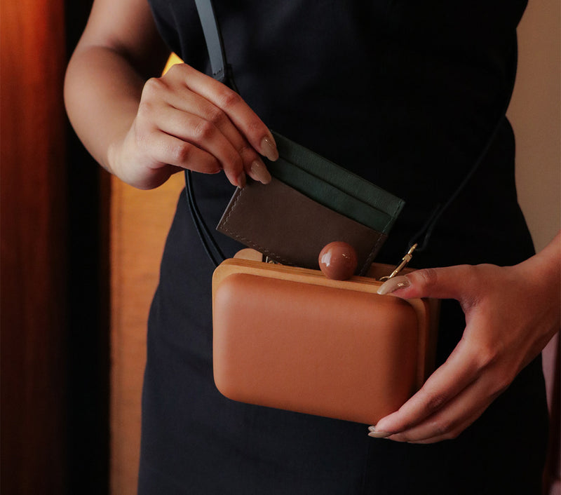 TOUCH WOOD CLUTCH