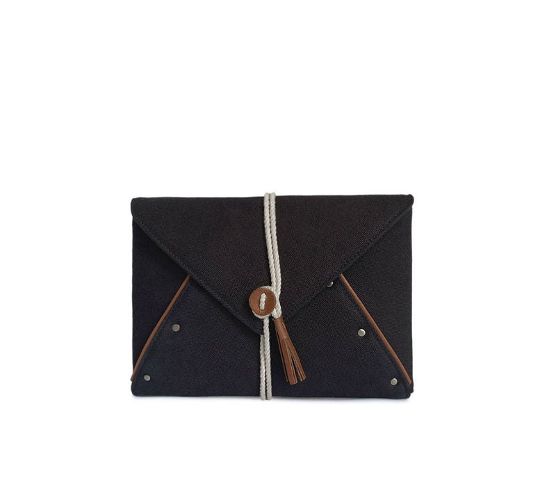 ENVELOPE CLUTCH